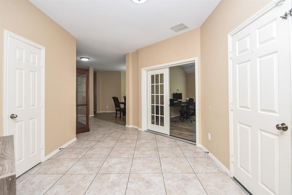 2718 Troy Drive