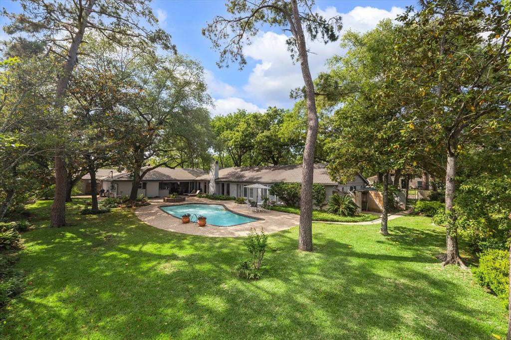 10227 Holly Springs Drive