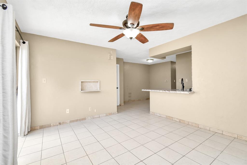 2501 Gulf Freeway #250D, Dickinson, Texas image 6