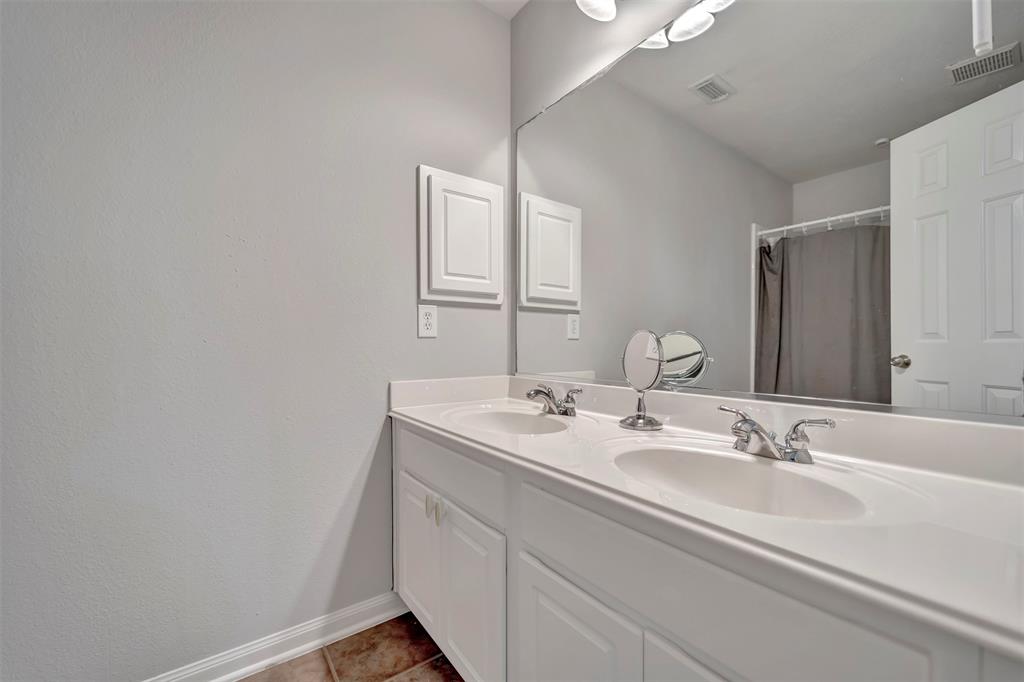 17815 Gables Bend Drive, Tomball, Texas image 34