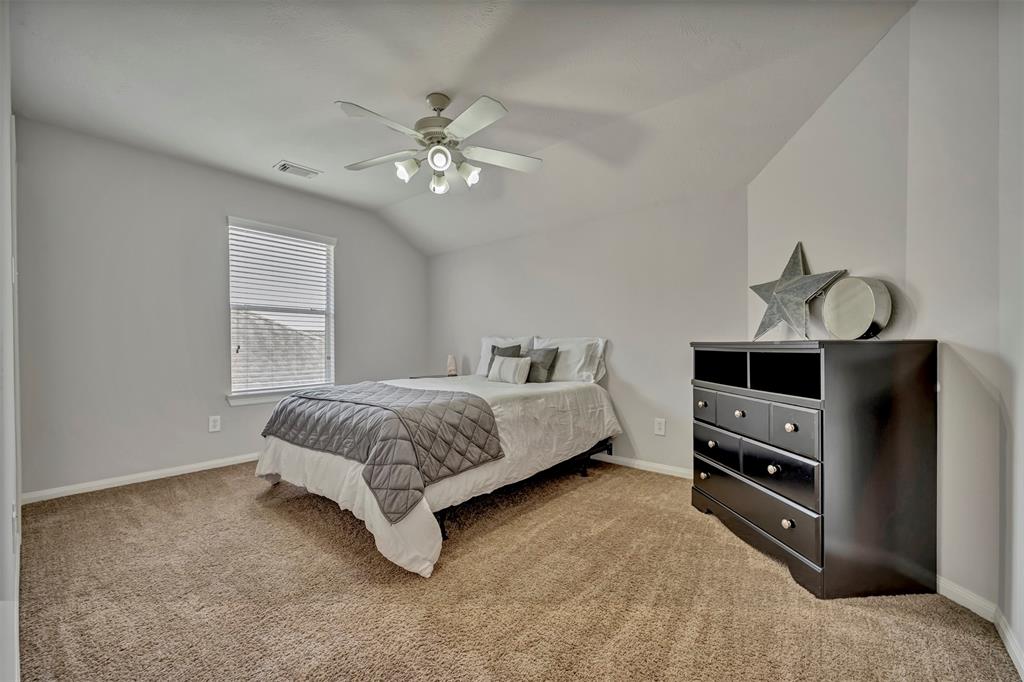 17815 Gables Bend Drive, Tomball, Texas image 32