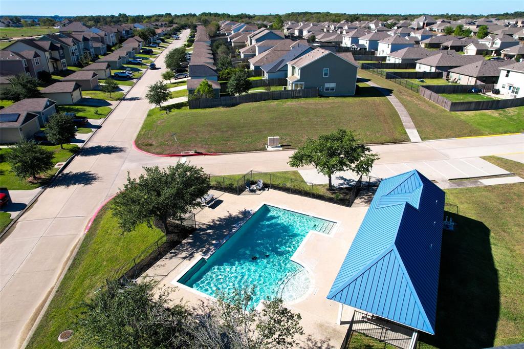 10901 Afternoon Shade, Willis, Texas image 11