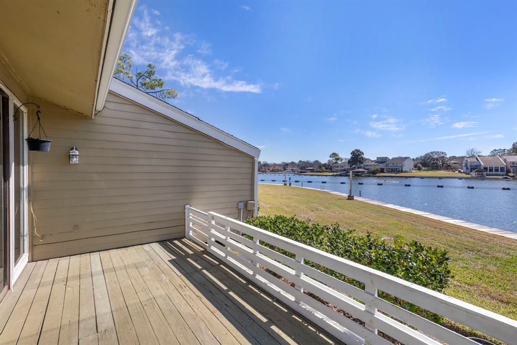 10 April Point Drive #10, Conroe, Texas image 6