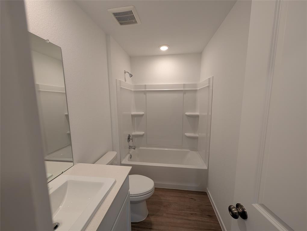 3058 Mallorca Drive, Conroe, Texas image 8