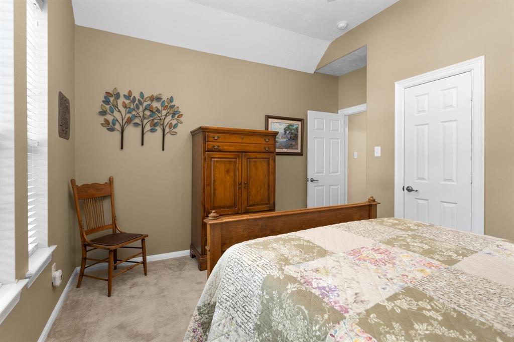 2002 Graystone Hills Drive, Conroe, Texas image 37