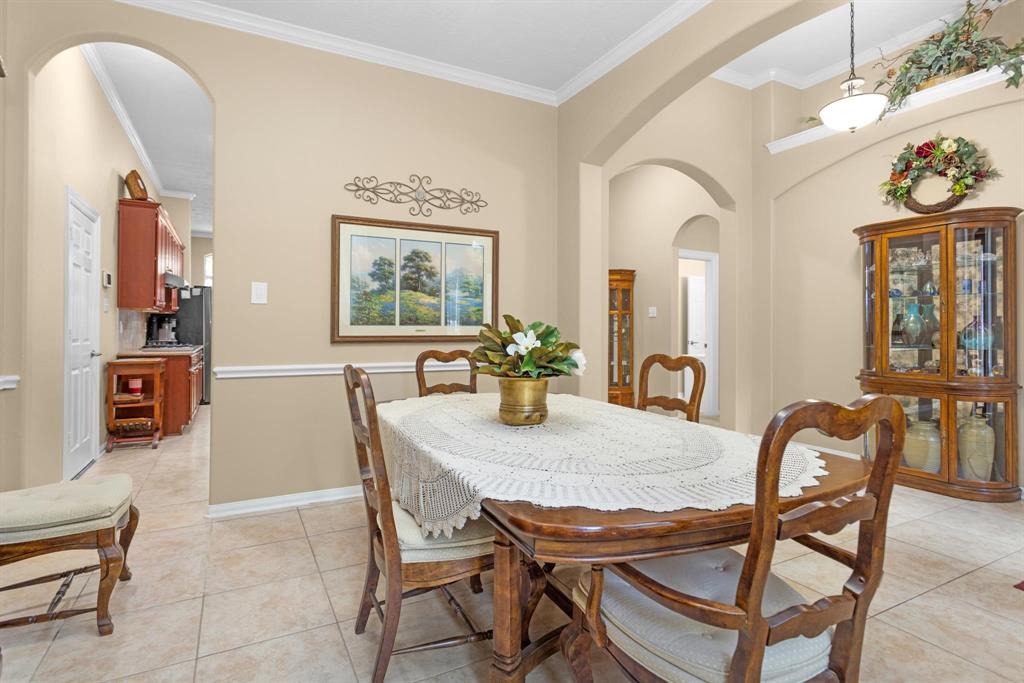 2002 Graystone Hills Drive, Conroe, Texas image 10