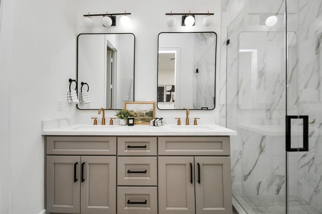6521 Madrid Street, Houston, Texas image 17