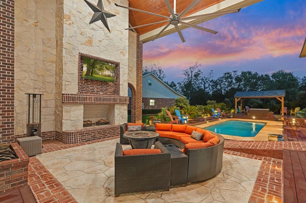 607 Oyster Shell Court