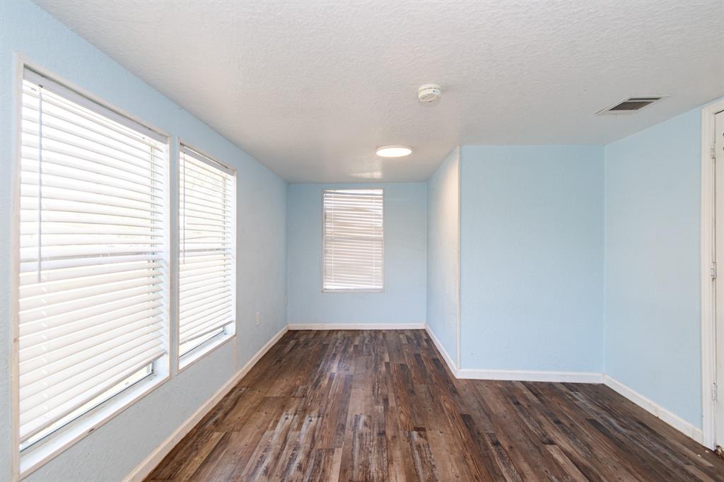 1231 W 7th Street, Freeport, Texas image 9