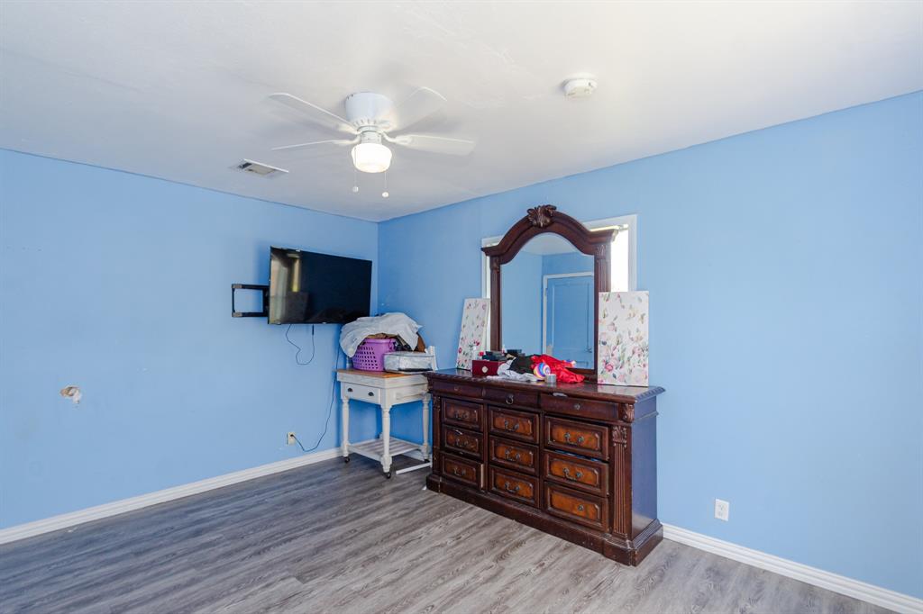 1231 W 7th Street, Freeport, Texas image 14