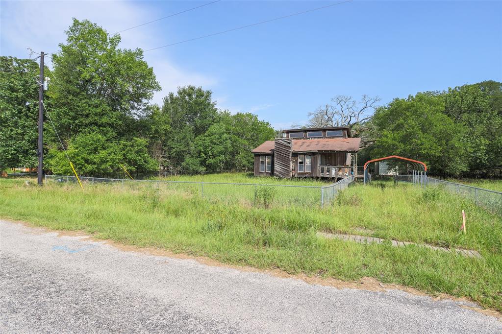 95 Oak Hill Drive, Huntsville, Texas image 3