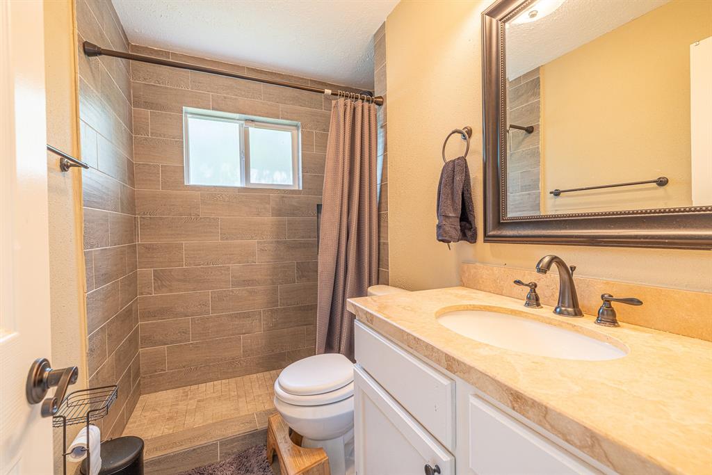 2318 Green Valley Drive, Deer Park, Texas image 24