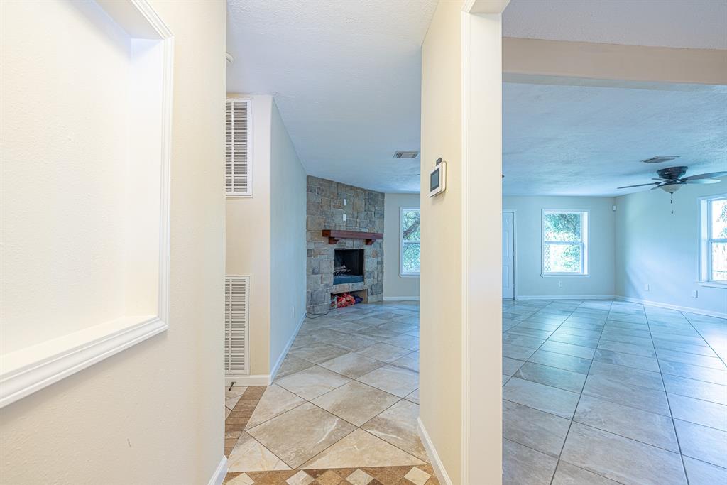 2318 Green Valley Drive
