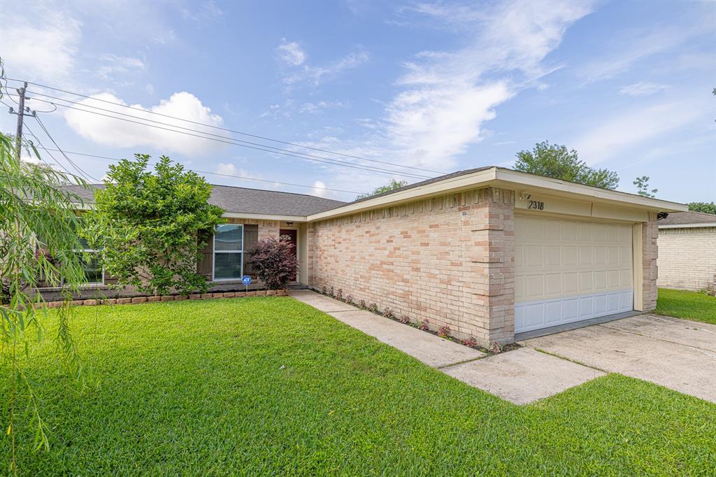 2318 Green Valley Drive