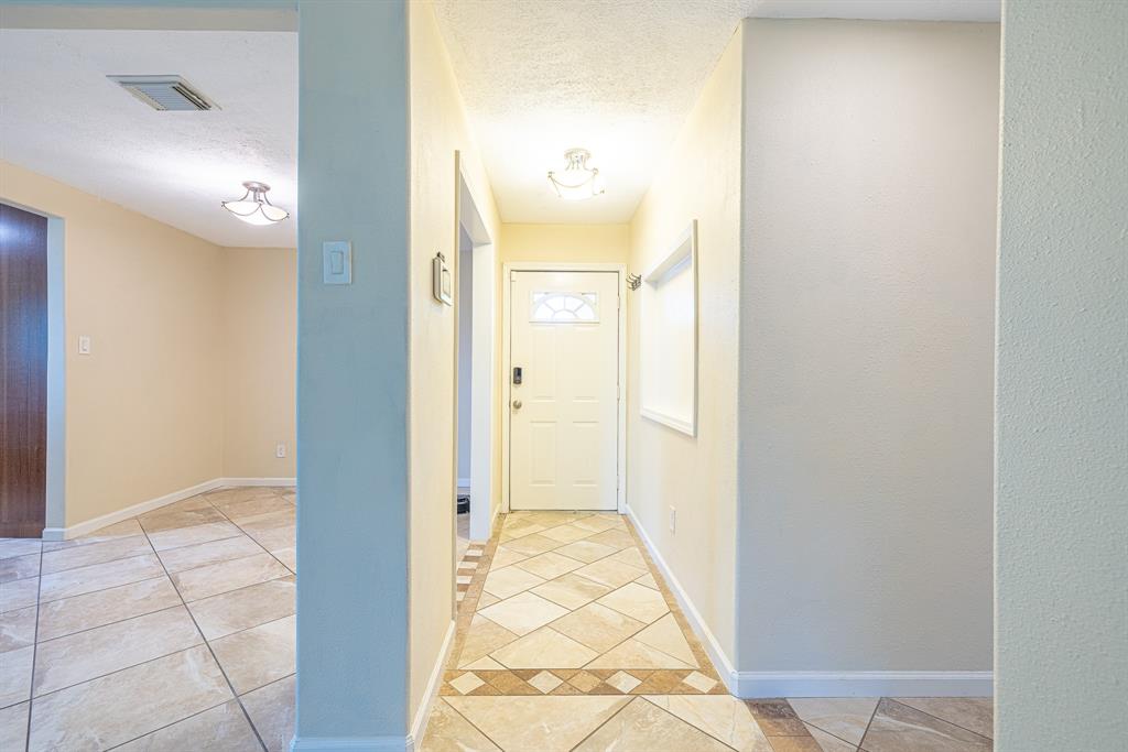 2318 Green Valley Drive, Deer Park, Texas image 14