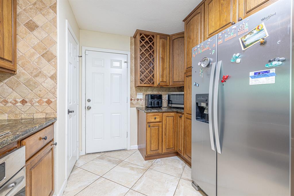 2318 Green Valley Drive, Deer Park, Texas image 6