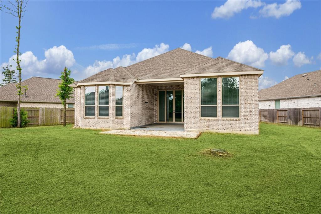 14955 Royal Glen Trace, Conroe, Texas image 11