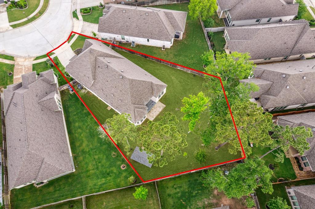 14955 Royal Glen Trace, Conroe, Texas image 2