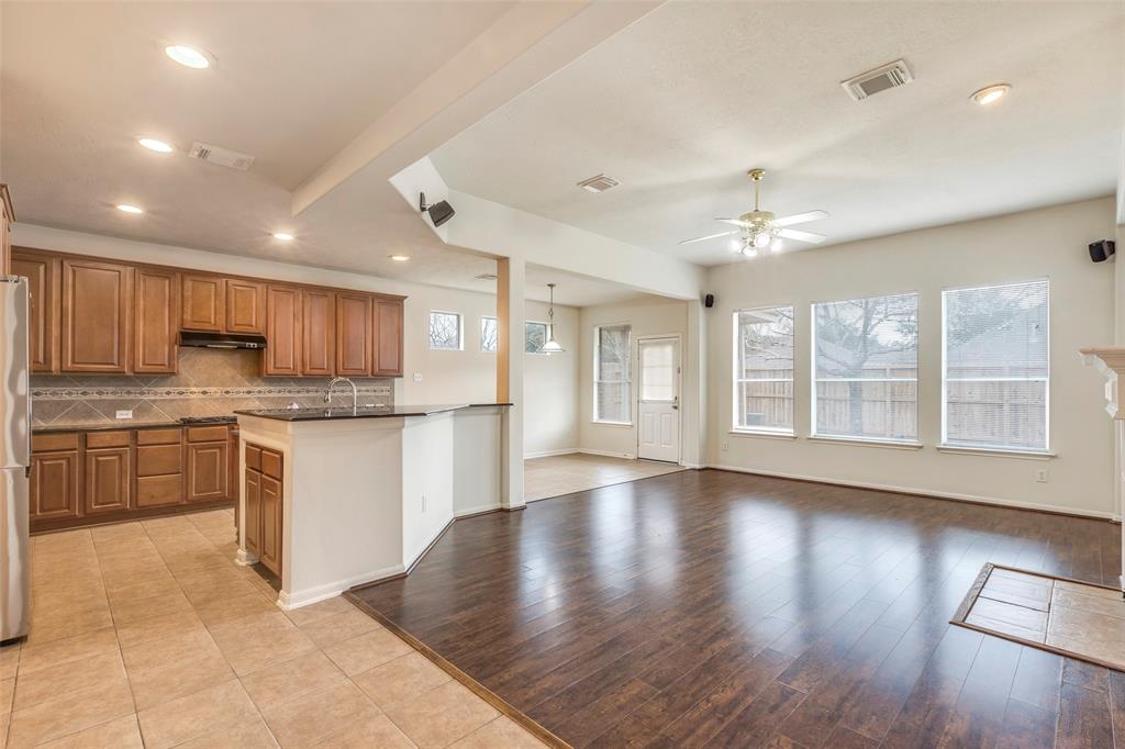 6604 Trenton Lake Lane, Houston, Texas image 18