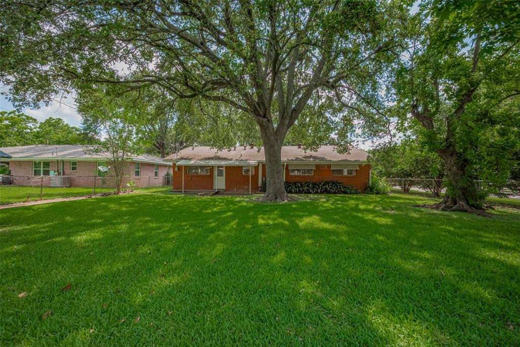 614 Kyle Street, Sugar Land, Texas image 30