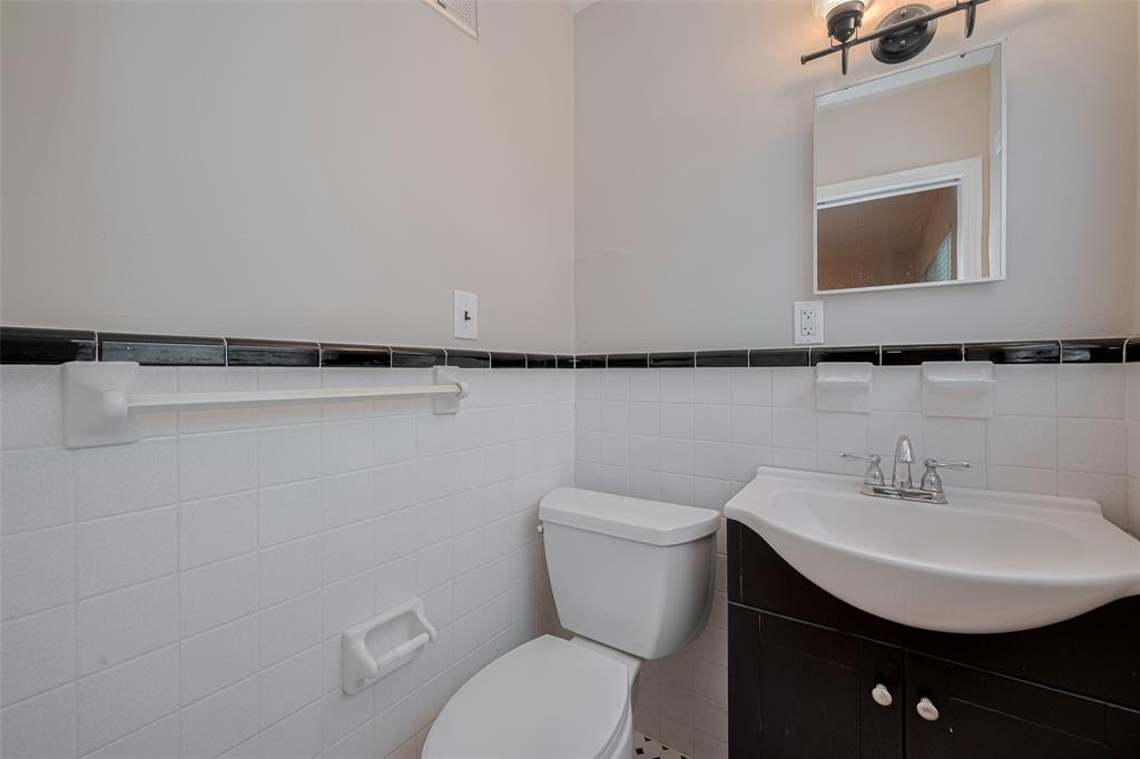 614 Kyle Street, Sugar Land, Texas image 24