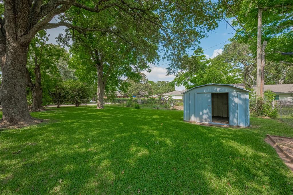 614 Kyle Street, Sugar Land, Texas image 28