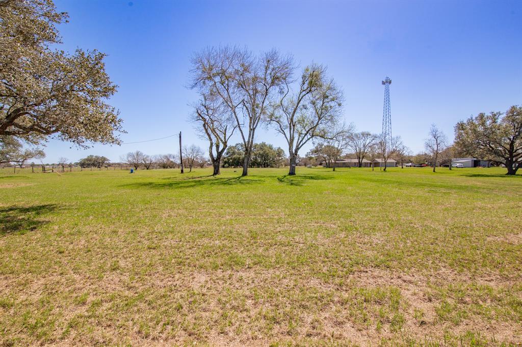 2631 Benbow Road, Inez, Texas image 7
