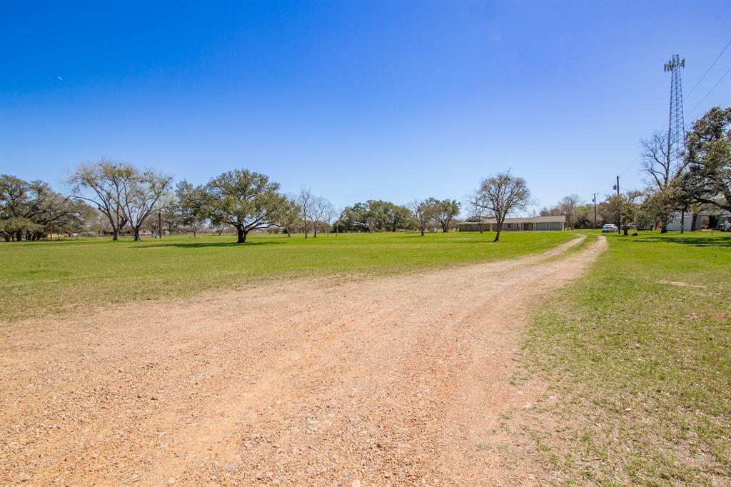 2631 Benbow Road, Inez, Texas image 12