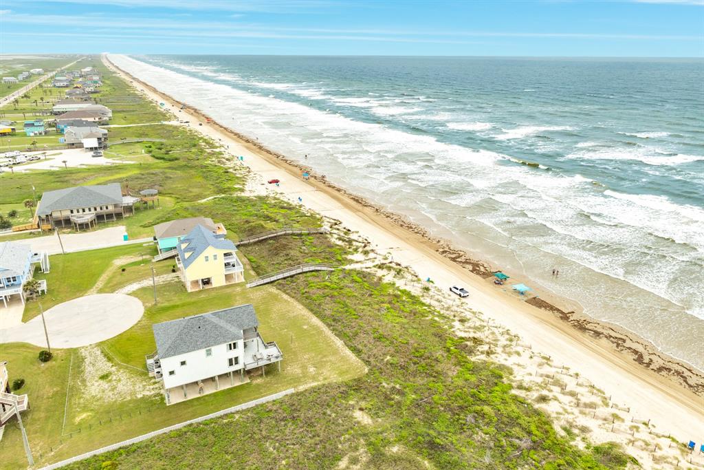 6 Velasco Shores Drive, Surfside Beach, Texas image 8