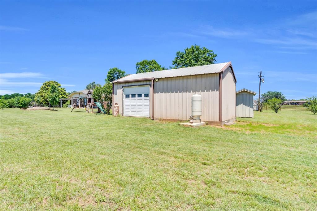 9840 County Road 305, Grandview, Texas image 9
