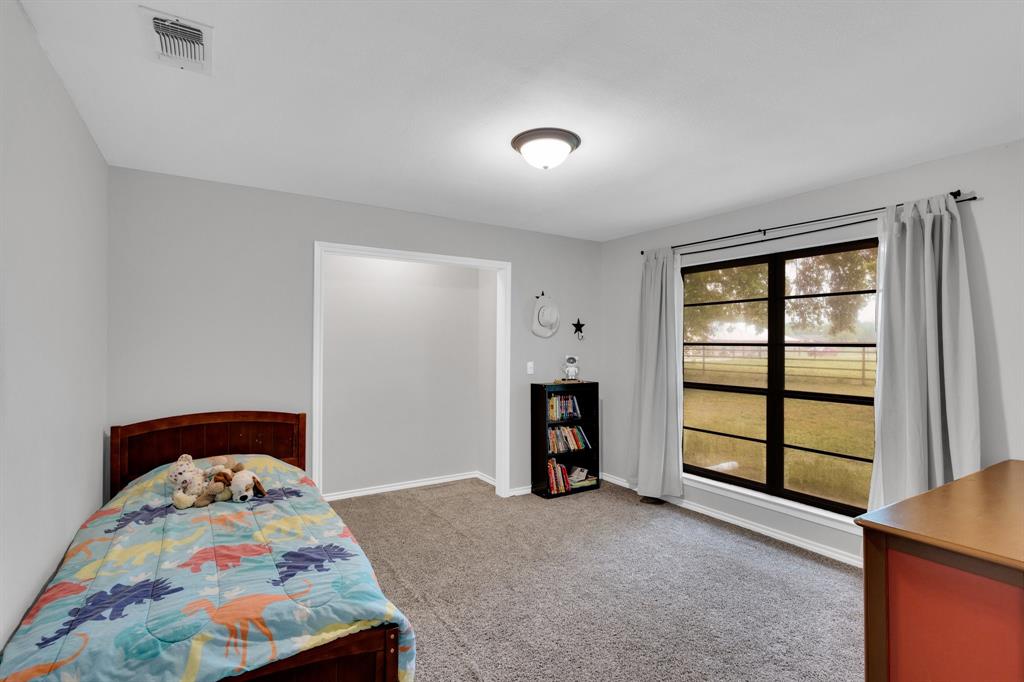9840 County Road 305, Grandview, Texas image 35
