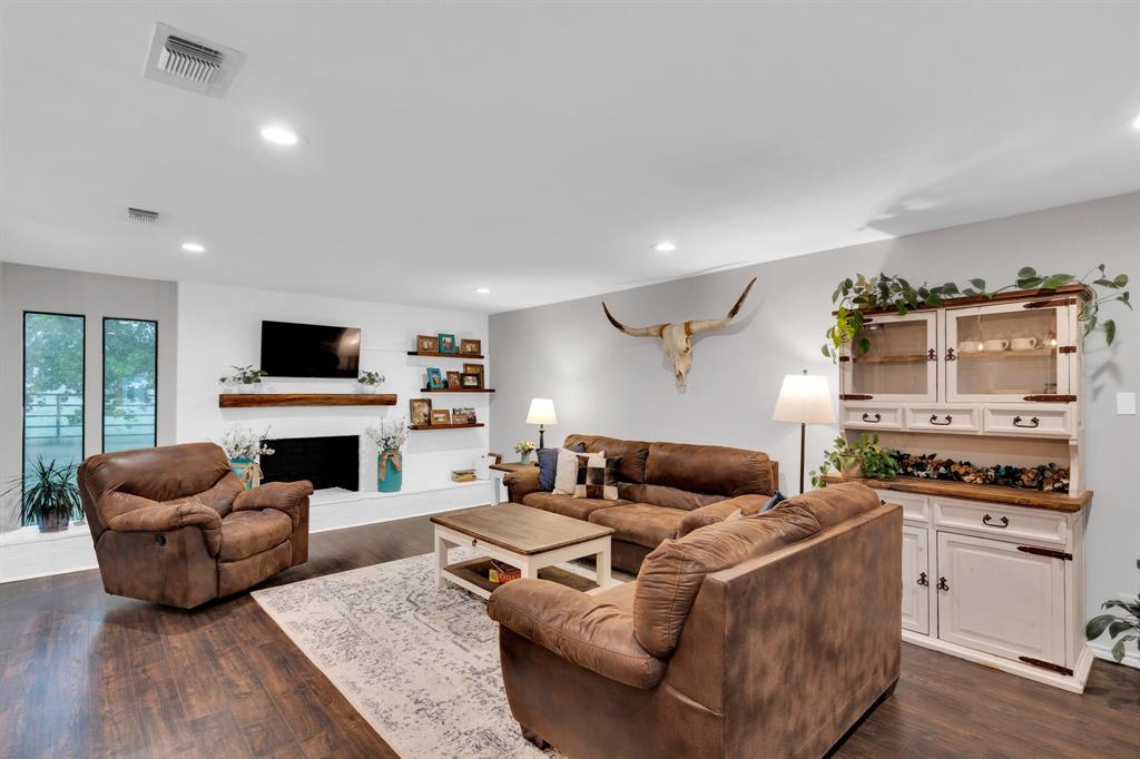 9840 County Road 305, Grandview, Texas image 22