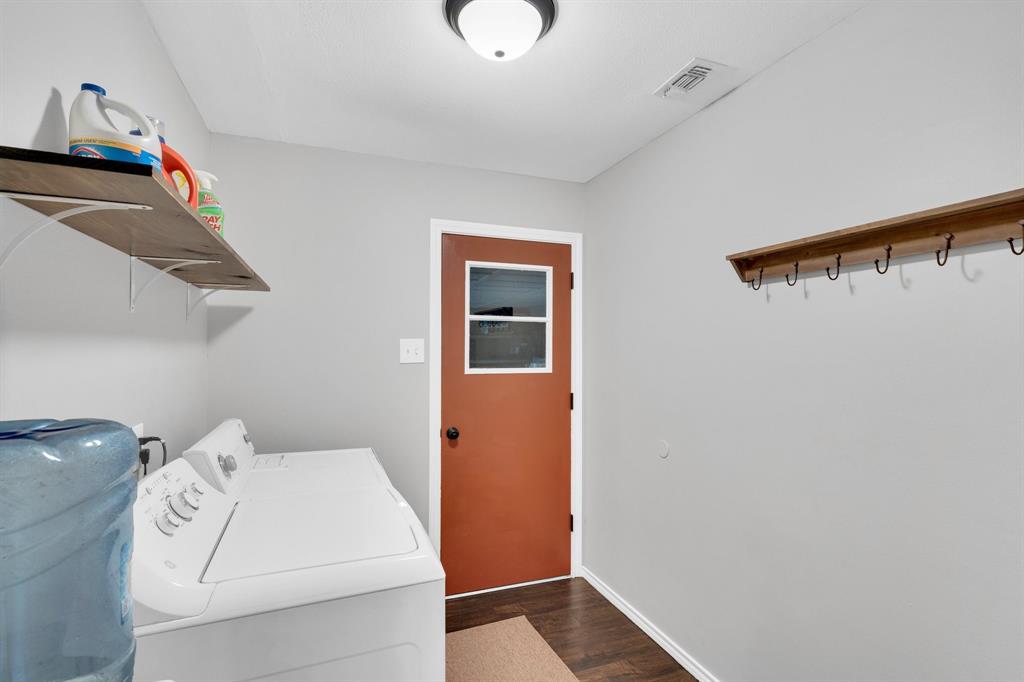 9840 County Road 305, Grandview, Texas image 36