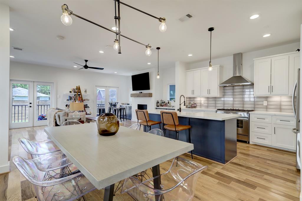 3220 Omega Street, Houston, Texas image 10