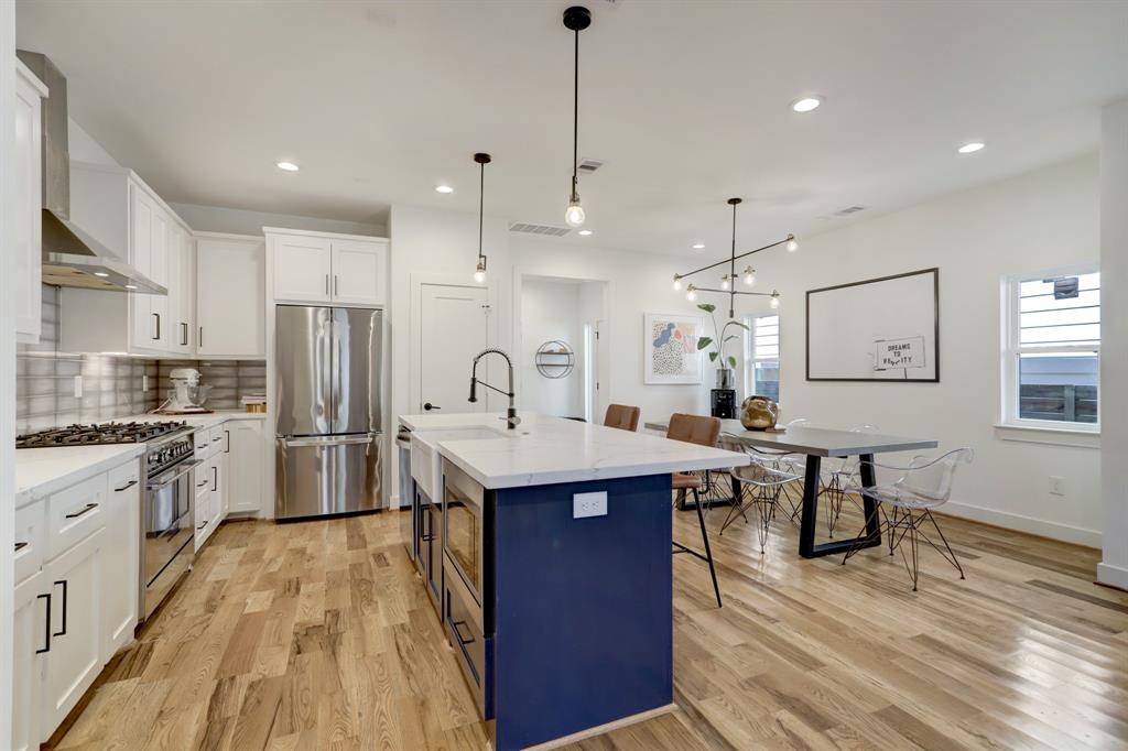 3220 Omega Street, Houston, Texas image 8