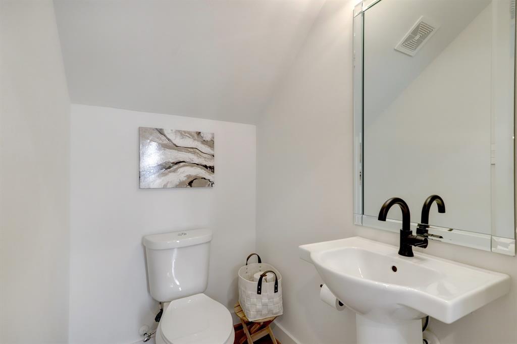 3220 Omega Street, Houston, Texas image 13