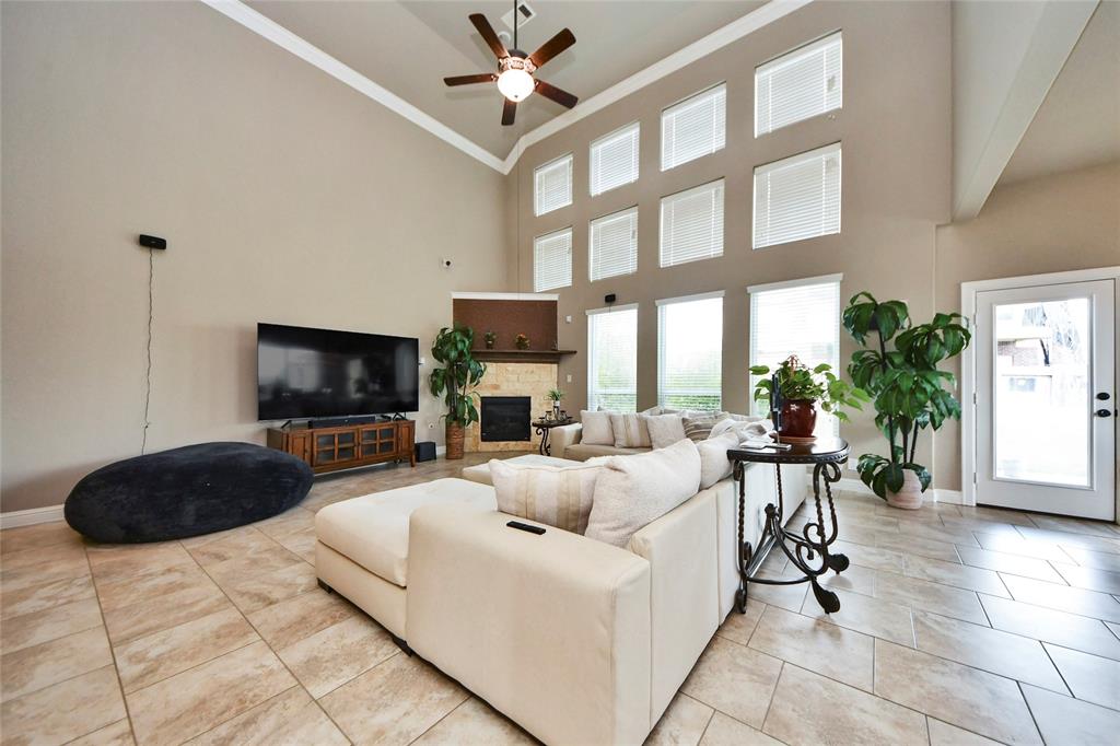 31602 Hummingbird Oak Drive, Hockley, Texas image 22