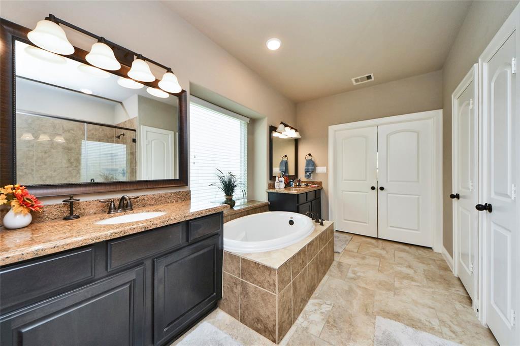 31602 Hummingbird Oak Drive, Hockley, Texas image 29