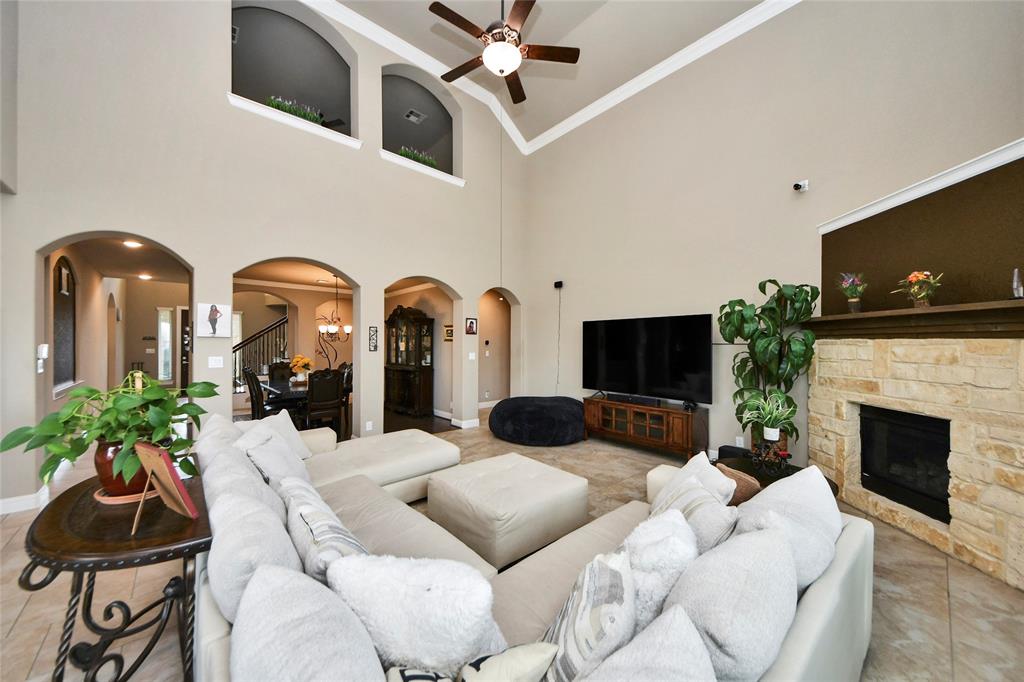 31602 Hummingbird Oak Drive, Hockley, Texas image 8
