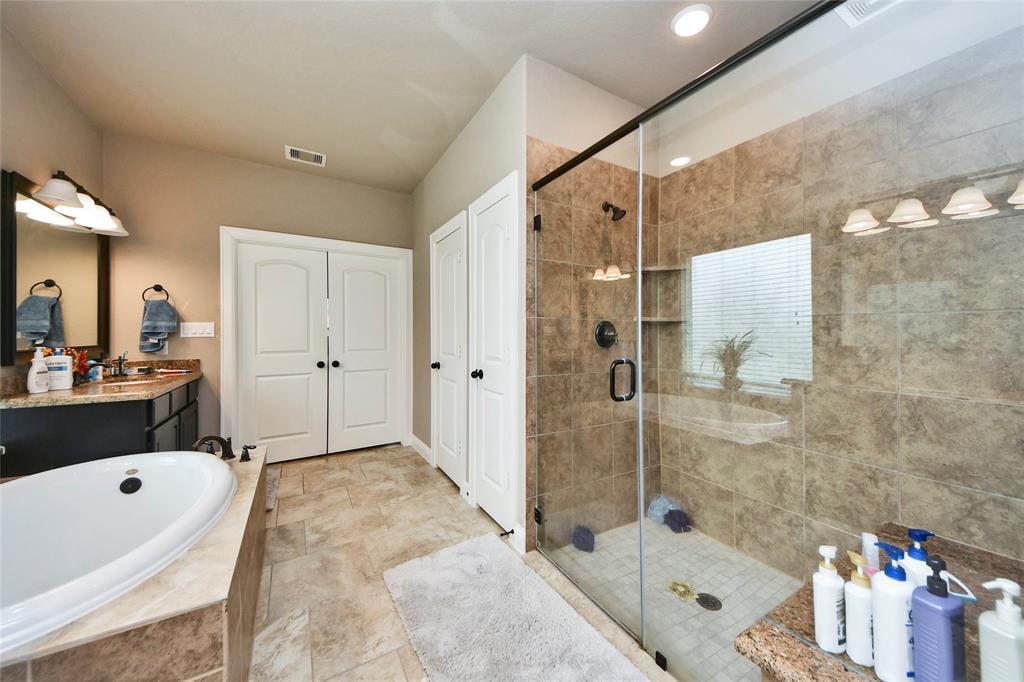31602 Hummingbird Oak Drive, Hockley, Texas image 28