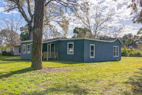 A home in Alvin