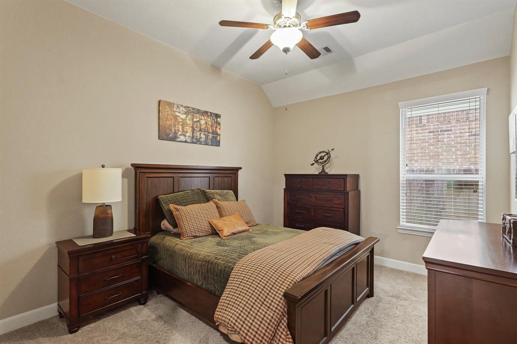 514 Pearl View Lane, Pinehurst, Texas image 18