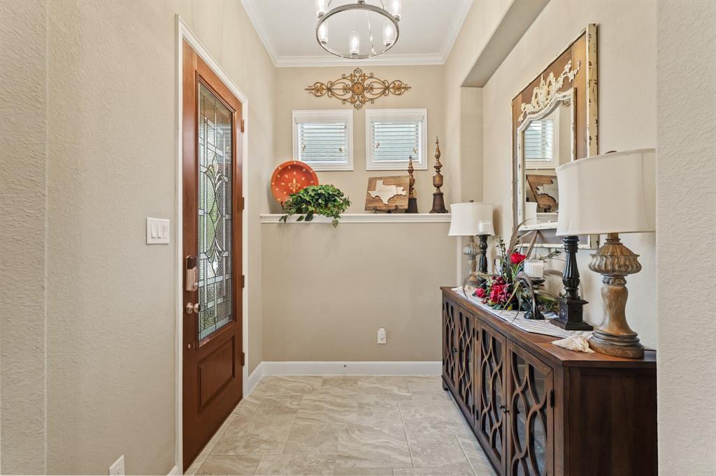 514 Pearl View Lane, Pinehurst, Texas image 6