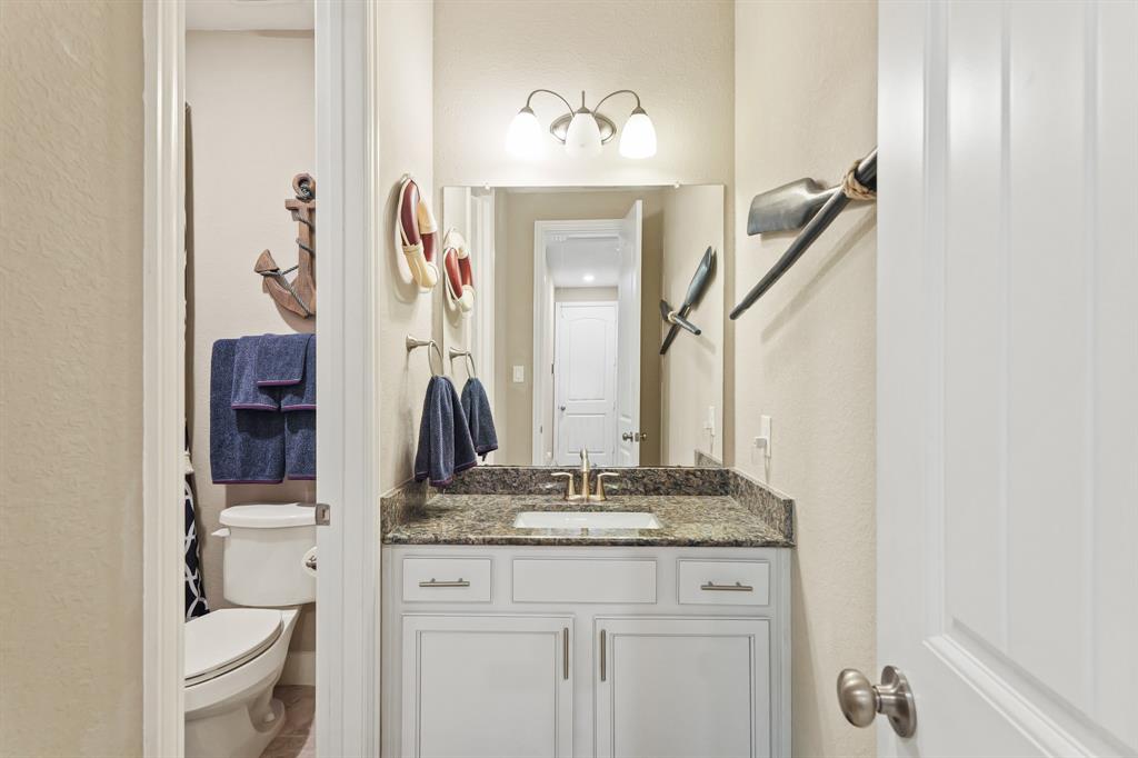 514 Pearl View Lane, Pinehurst, Texas image 22