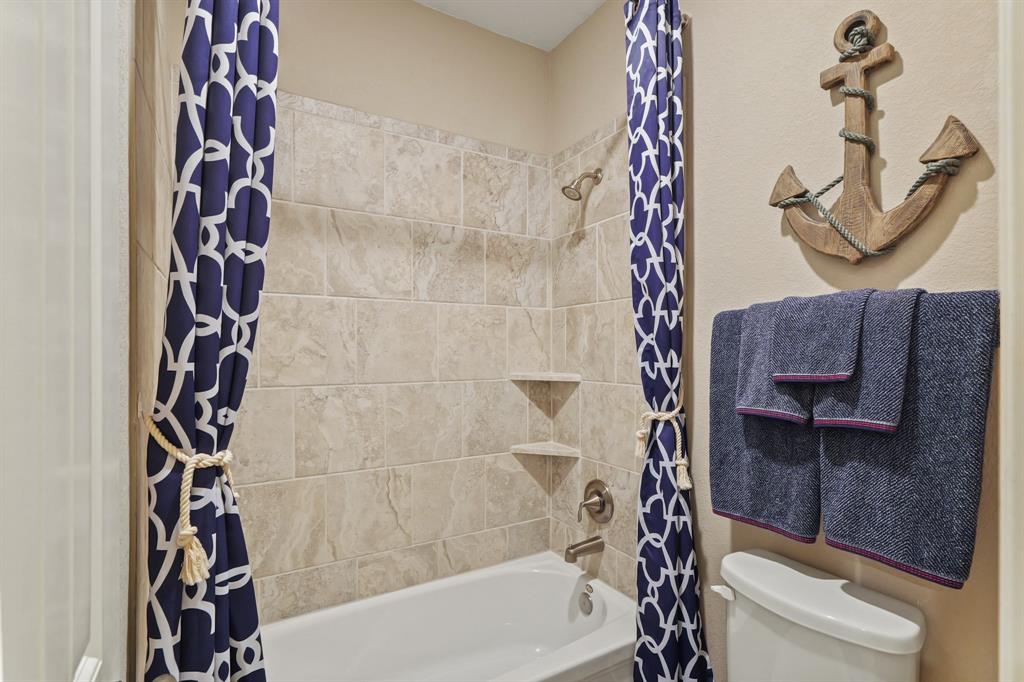 514 Pearl View Lane, Pinehurst, Texas image 23
