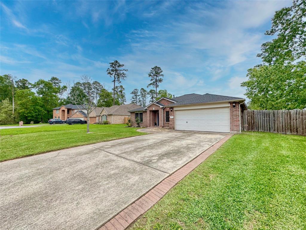 16626 Convoy Court, Crosby, Texas image 3