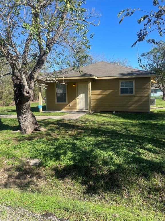 1106 E State Street, Eagle Lake, Texas image 1