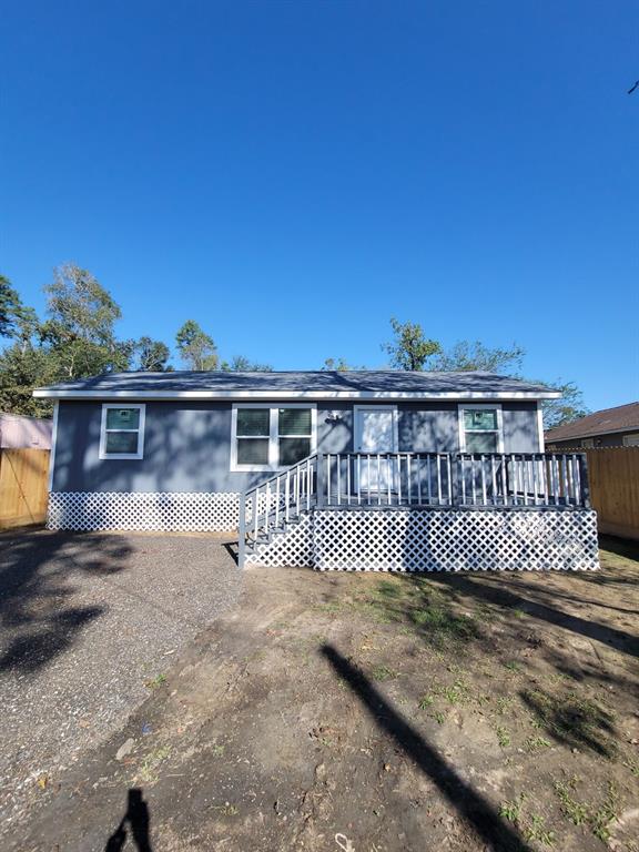 530 Pine Lane, Crosby, Texas image 1