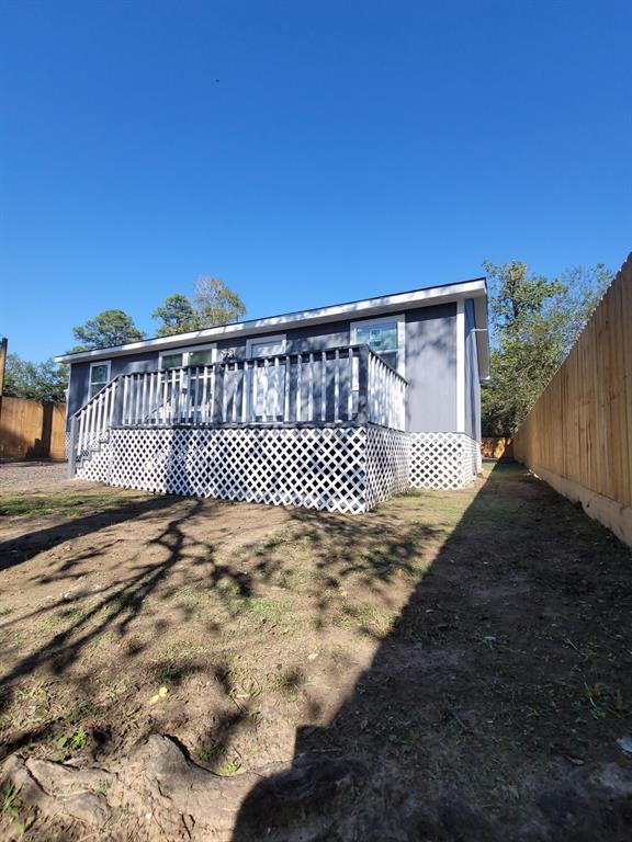 530 Pine Lane, Crosby, Texas image 2
