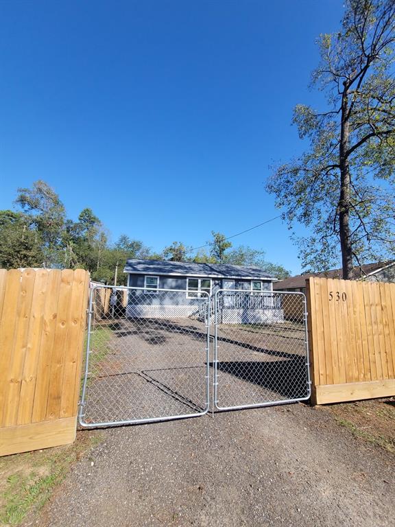 530 Pine Lane, Crosby, Texas image 11